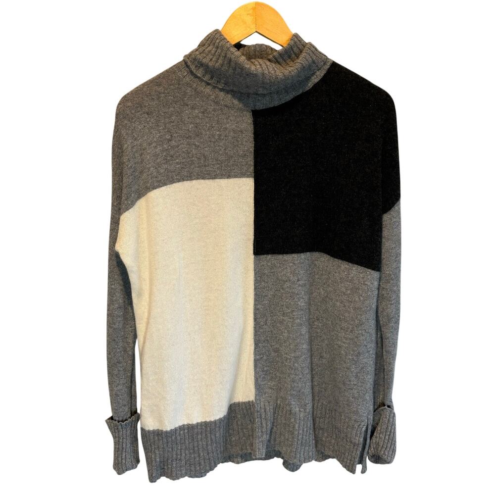 Lusso Color Block Turtleneck Cashmere Sweater - size Small